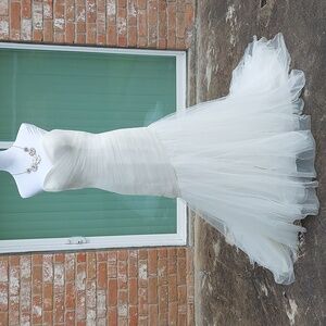 St. Patrick Tulle Fit and  Flare Mermaid Wedding Dress US 16